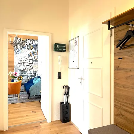 Lägenhet Newcityhome - - 2 Zi - Design Naomi - Kassberg - Private Parking *