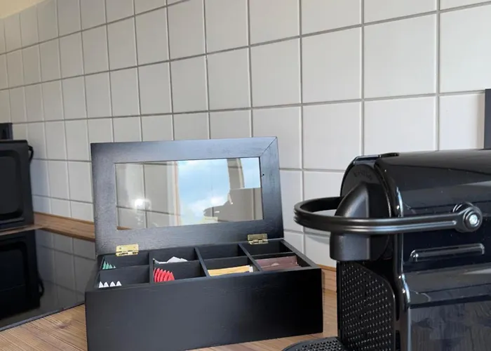 Apartmán Newcityhome - - 2 Zi - Design Naomi - Kassberg - Private Parking *